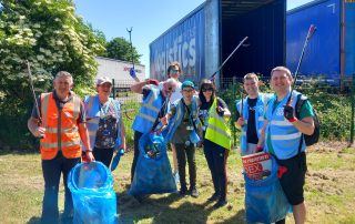 Volunteers clean up Drum Estate for Great Big Green Week